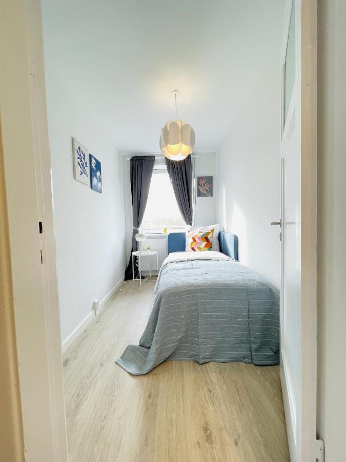 Aday - Blue Sea Apartment With Balcony เฟรเดริกส์ฮัฟน์ ภายนอก รูปภาพ